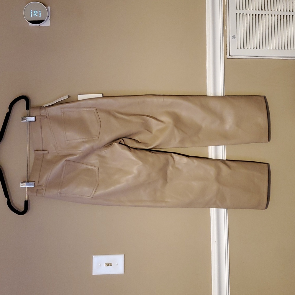 Wilfred Aritzia The Melina Cropped Vegan Leather Pant In Sand Bluff Size 0 NWT - Picture 4 of 13